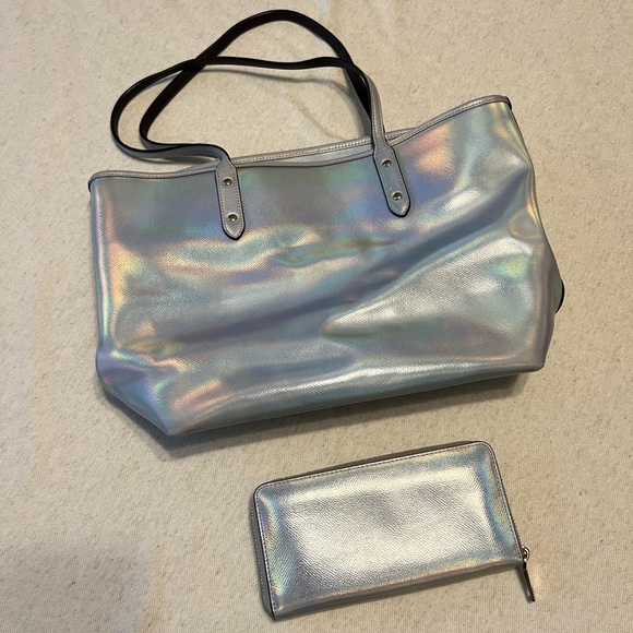 Coach Hologram City Zip Tote and Wallet Iridescent Leather Silver - Picture 7 of 11